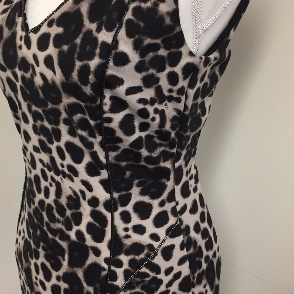 SOLD. J-Lo Leopard Print Dress!!! Sz 6 - Picture 3 of 8